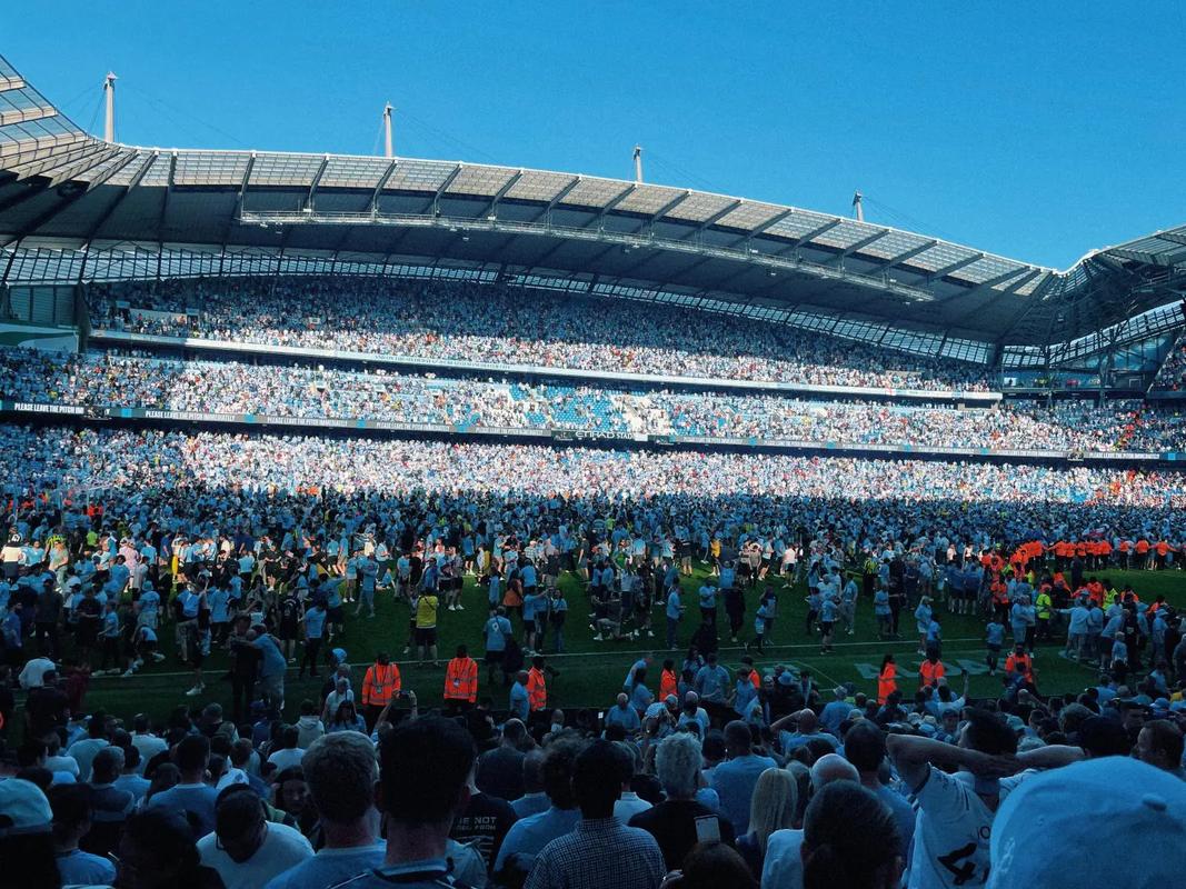 足球世界杯亚洲区预选赛关键球员表现突出