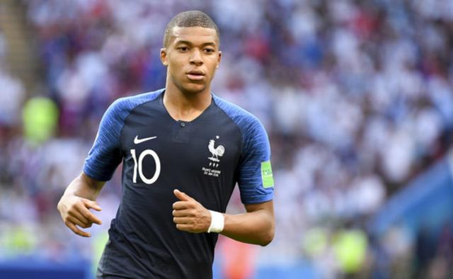 国脚连续两场关键进球