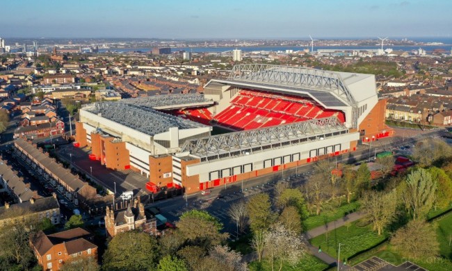 足球曝世界足坛将全面引入AI判罚系统