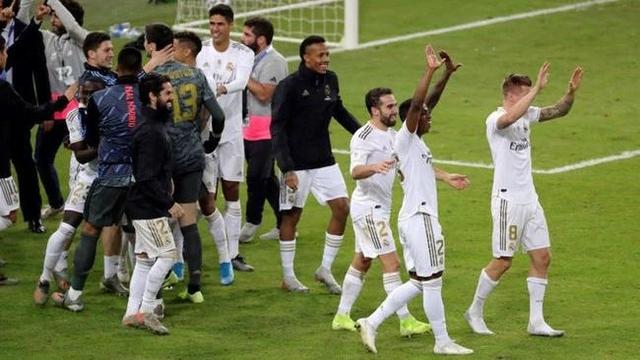 欧冠前瞻：凯拉特核心停赛，奥林匹亚科斯近期状态颇佳（欧冠前瞻：凯拉特核心缺阵，奥林匹亚科斯近况火热）