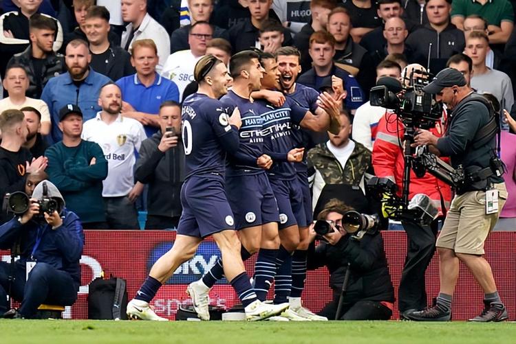 欧冠半场：A·席尔瓦中柱，戴维失良机，尤文暂0-0帕福斯