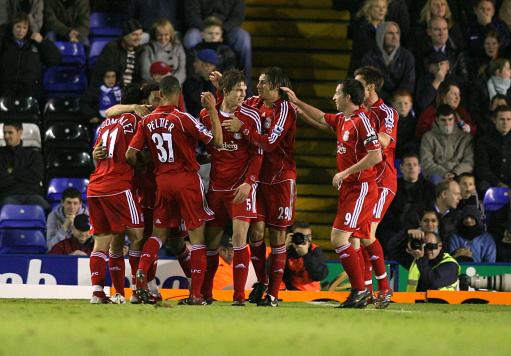 阿尔及利亚主帅：非洲杯与欧洲杯不同，有能力让国家再次骄傲（阿尔及利亚主帅：非洲杯不同于欧洲杯，我们有信心让国家再度自豪）