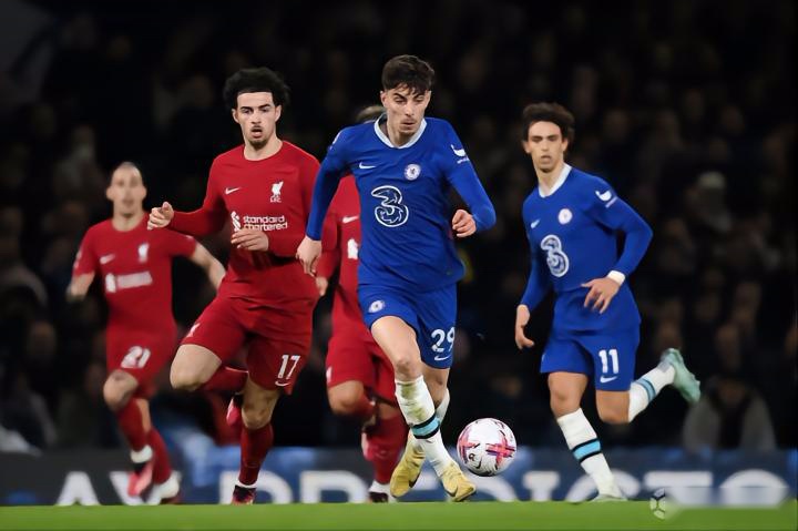 久保建英：森保一能执教这么久很了不起，往后会努力避免受伤（久保建英称森保一长期执教令人敬佩，未来将更注意避免伤病）