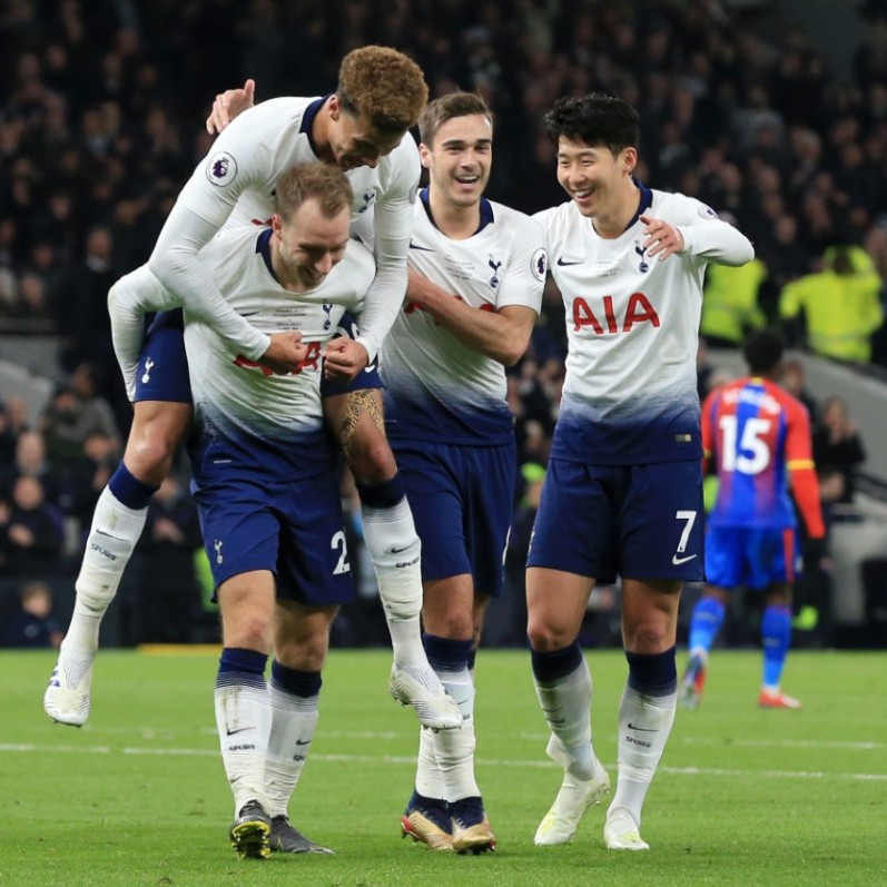 西甲身价更新：姆巴佩重回2亿欧 贝林暴跌2000万欧 居莱尔排第8（西甲最新身价榜：姆巴佩回升至2亿欧，贝林厄姆下滑2000万欧，居莱尔位列第8）